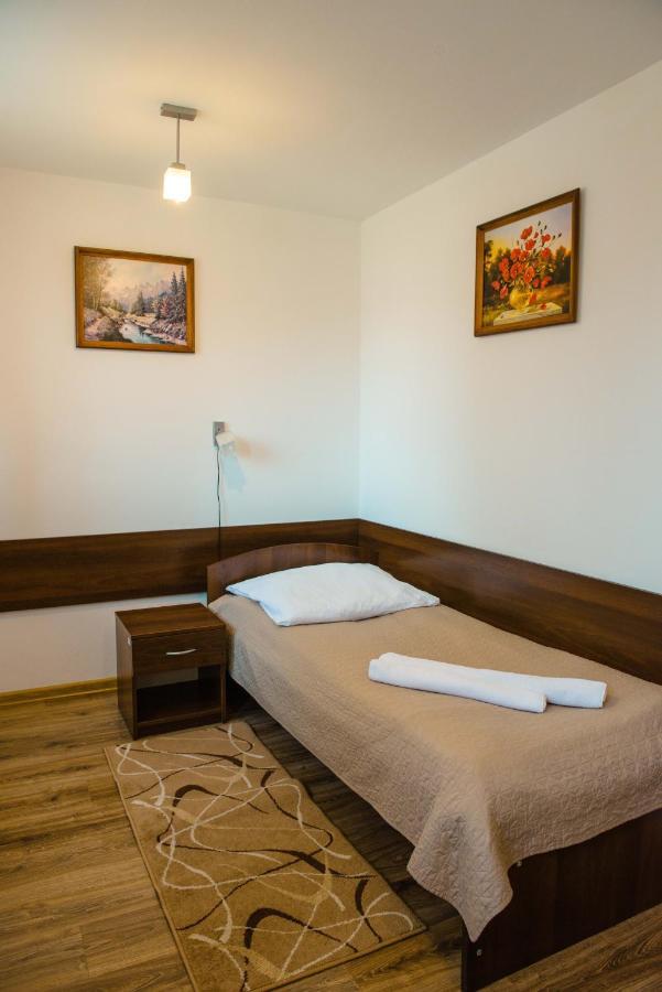 Hotel Turkus Jarosław Екстериор снимка